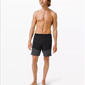 Men’s train to beach short